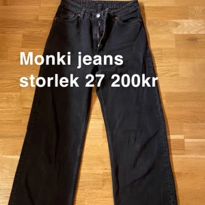 Populära monki jeans  - Eftertraktade monki jeans 