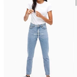 Ljusblåa jeans aldrig använda - Se även mina andra annonser, samfraktar om du köper flera