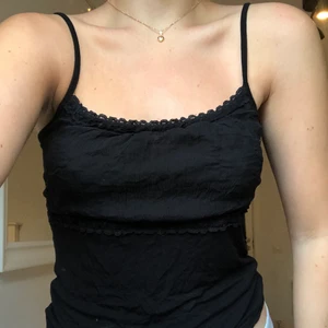 LINNEN - 70 kr för ett linne eller 100 för båda!!💜