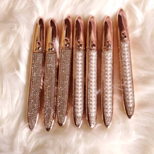 franslim - Ögonfranslim i eyelinerform. Snabbtorkande och lätt att använda! Perfekt för nybörjare eller för den erfarne🥰  Appliceras som en liquid eyeliner❤️ Finns i svart och transparent🧚🏻‍♀️ Frakt tillkommer