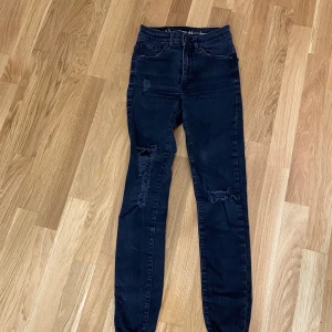 Byxor - Ifrån BikBok storlek XS