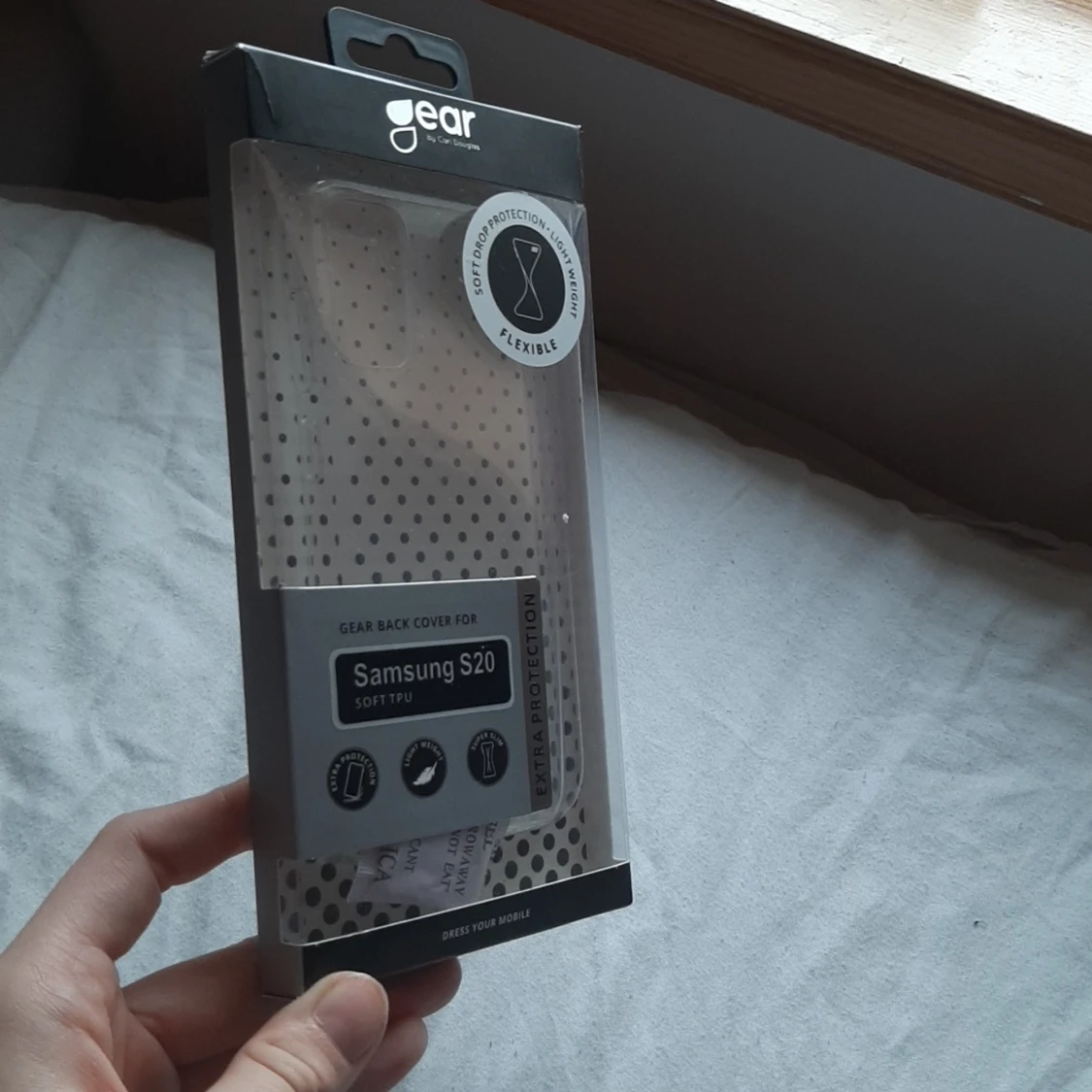 Ett skal till samsung s20 köpte fel modell på skal  - 91