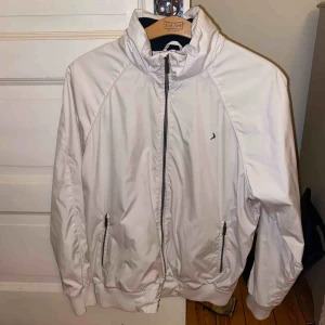  - En vindjacka från boomerang i fint skick 