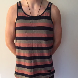  - Mouli tanktop. Very seldom used, in good condition. Bought at Junkyard. Printed size S but fits M/L.