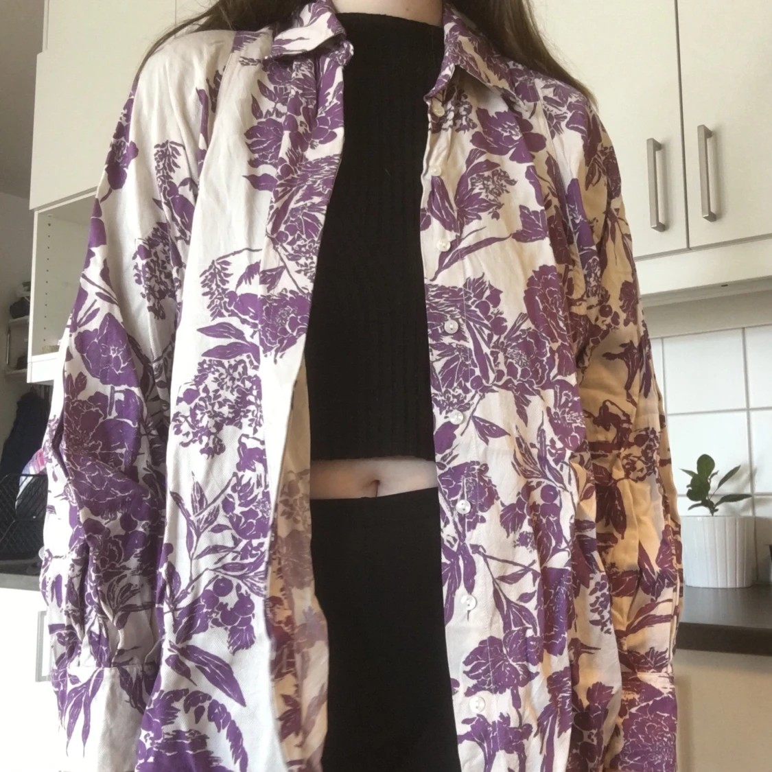 H&M Trend blommig skjorta 34