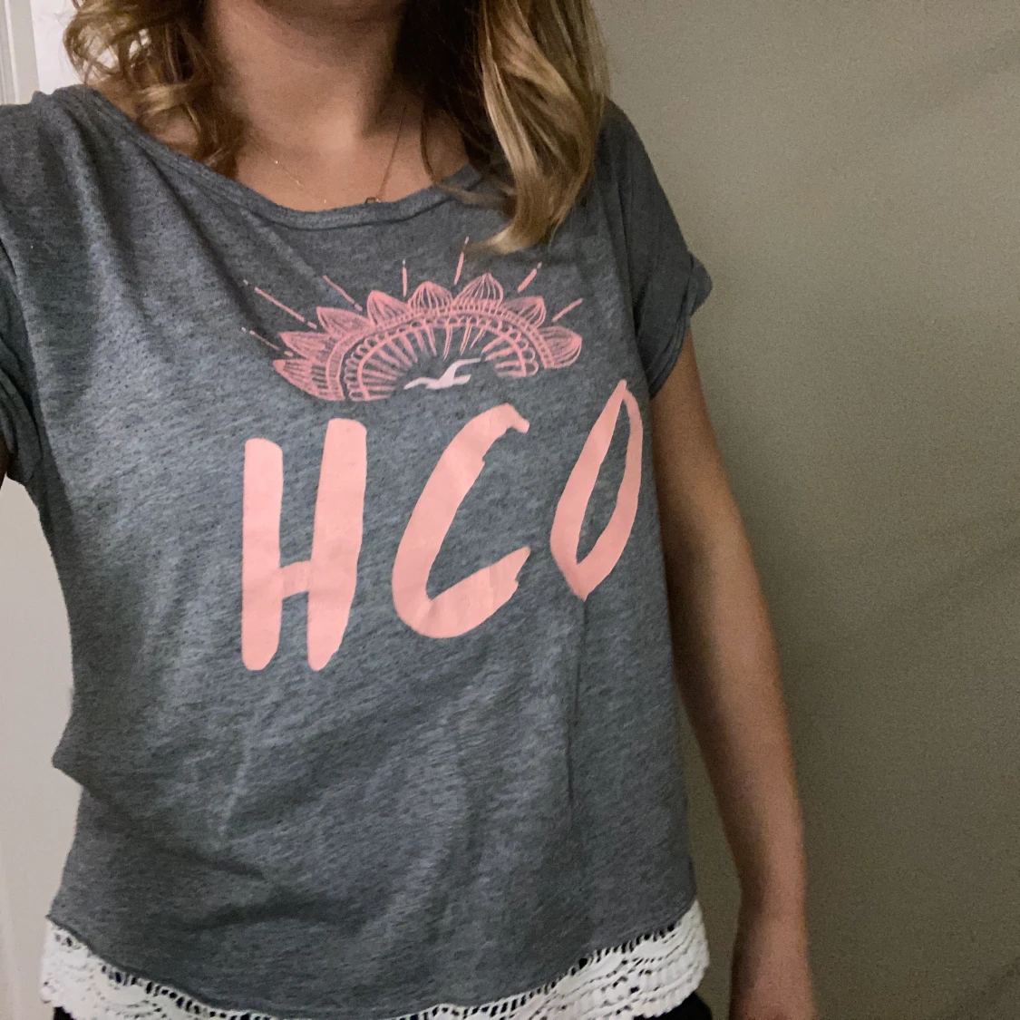 T-shirt från hollister  - 90