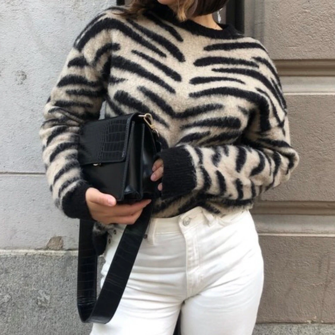 Zebra sweater 
