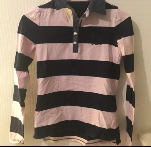  - Rosa/ blå randig rugbytröja 