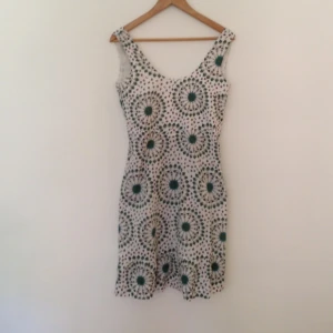 Rules by Mary sommarklänning, knälång - Rules by Mary sommarklänning, knälång