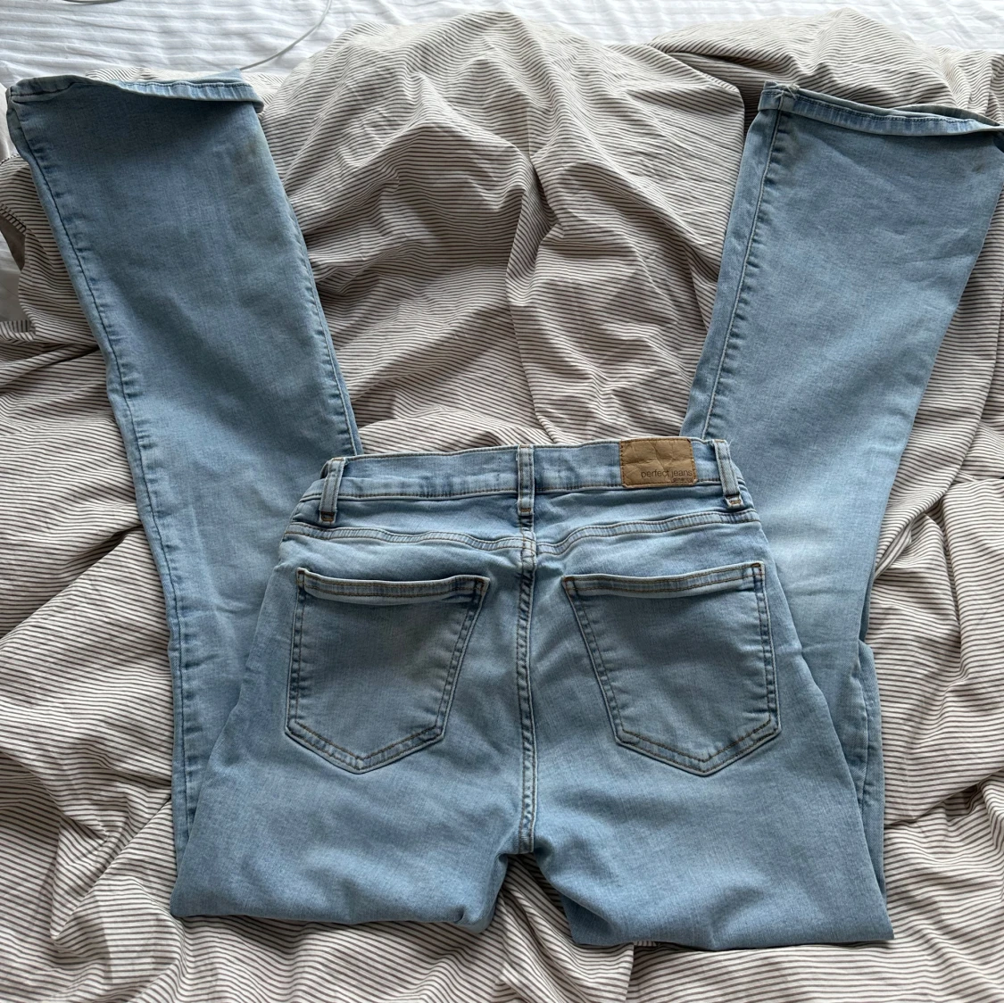 Ljusblå bootcut jeans - 3