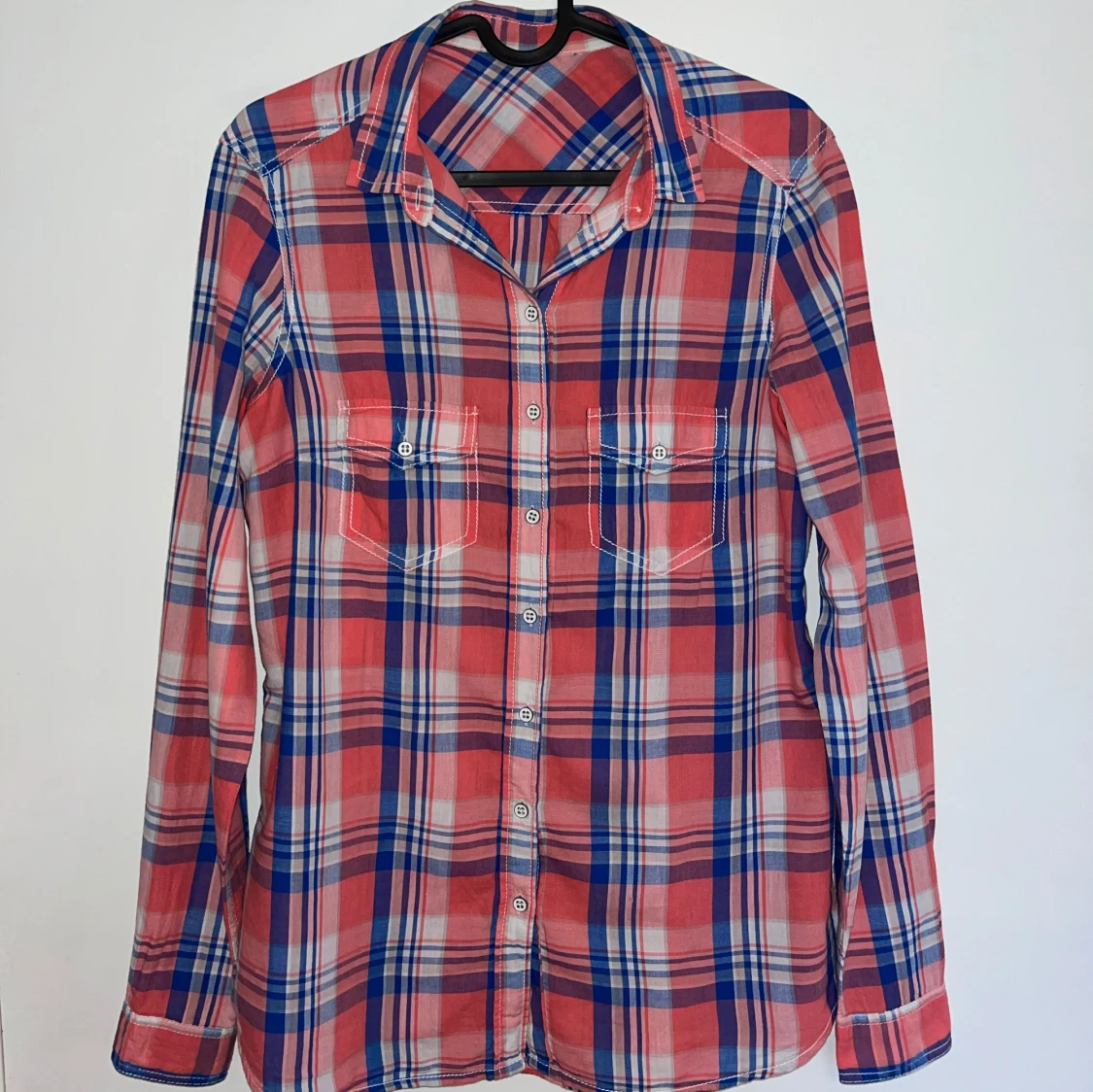 Multifärgad rutig skjorta