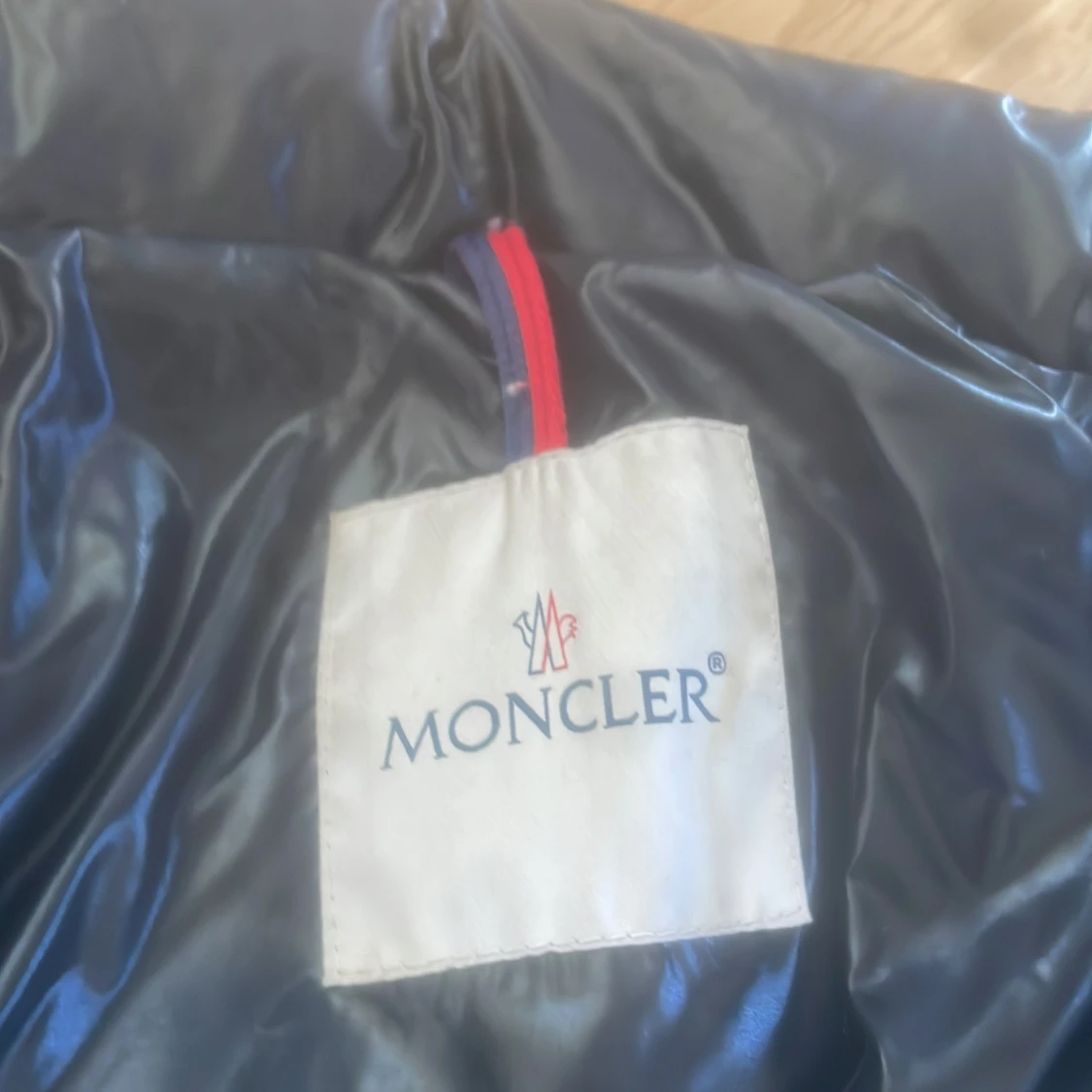 Svart dunjacka från Moncler - 3