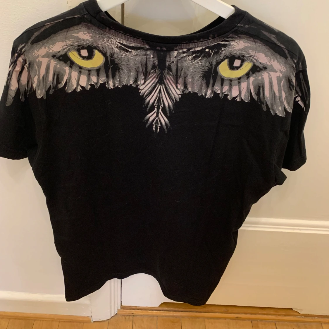 Svart t-shirt med tryck från Marcelo Burlon - 1