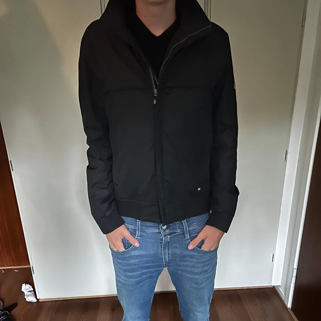 Svart vindjacka från BOSS Hugo Boss