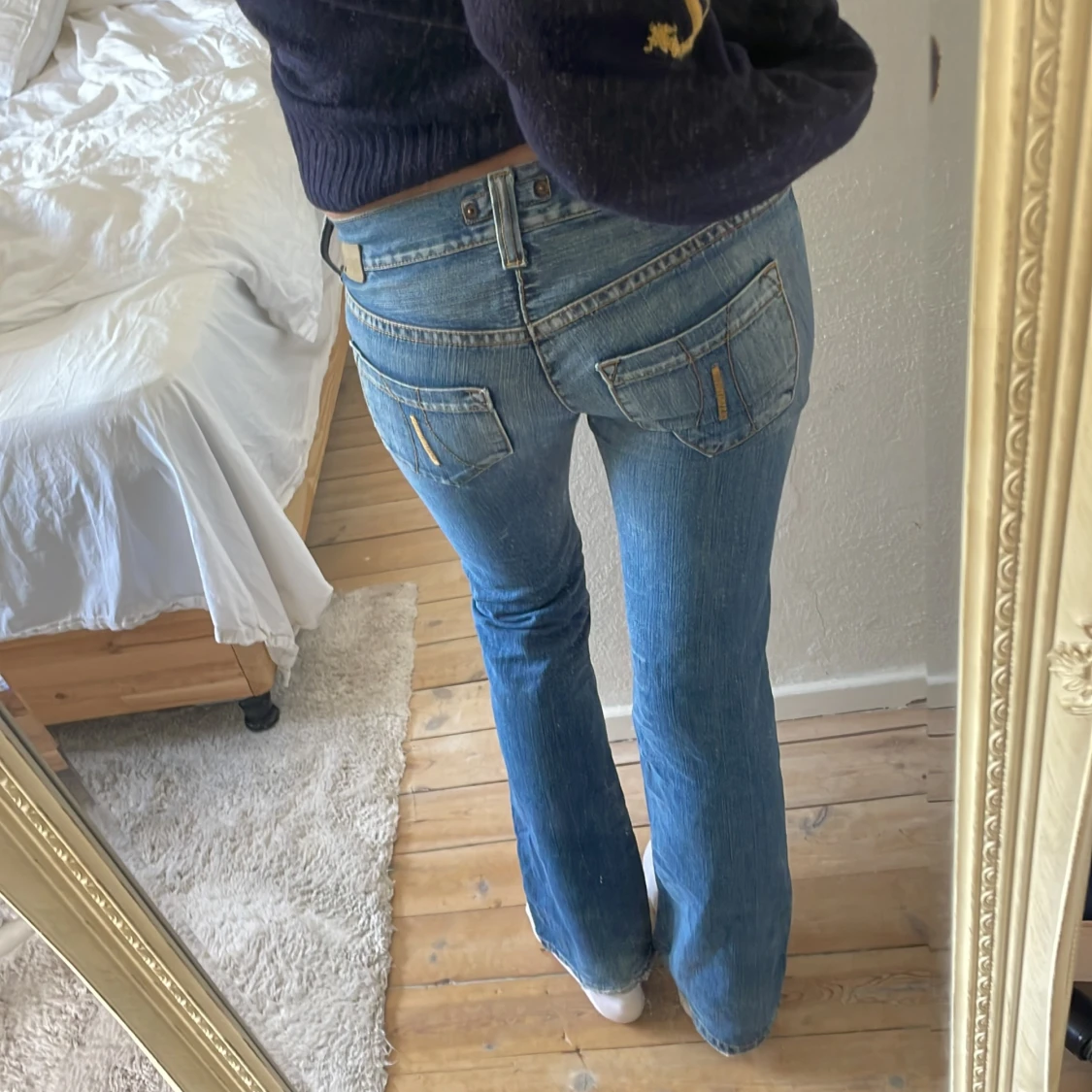 Lågmidjade bootcut jeans - 3