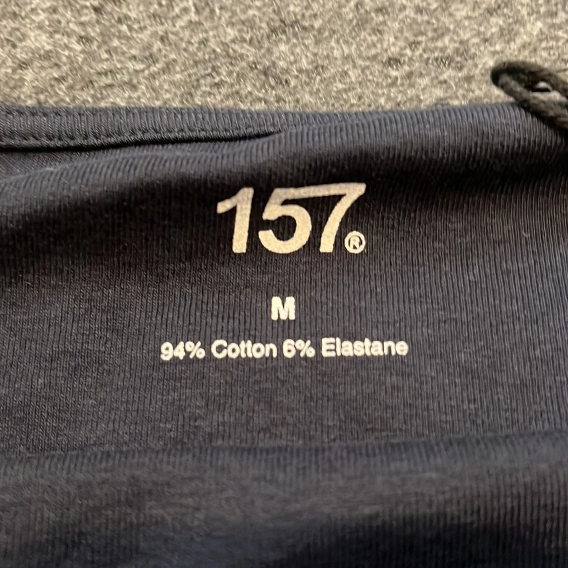 Svart långärmad topp från 157 - 1