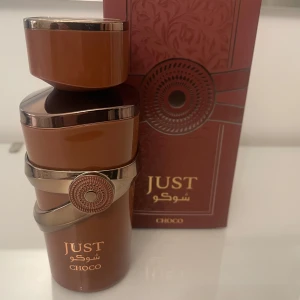 Just choco  - Parfymen är ny endast sprayat 1 spray för att lukta. 