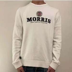 Morris tröja  - Morris tröja i bra skick. Storlek L men sitter som M. Skriv vid frågor eller funderingar!