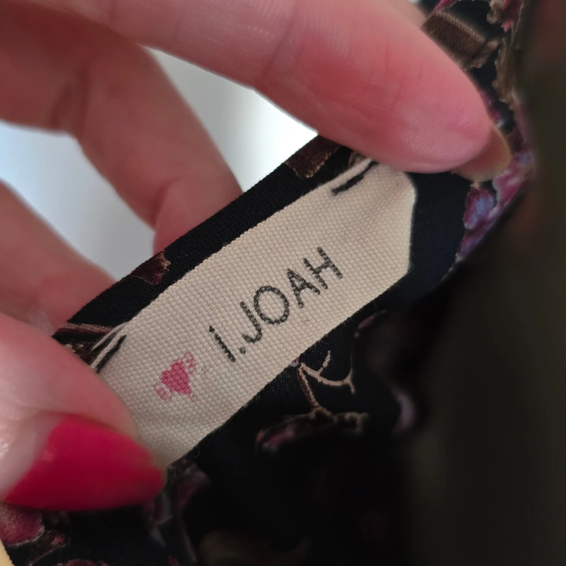 Blommig kortklänning från IJOAH stl L - 2