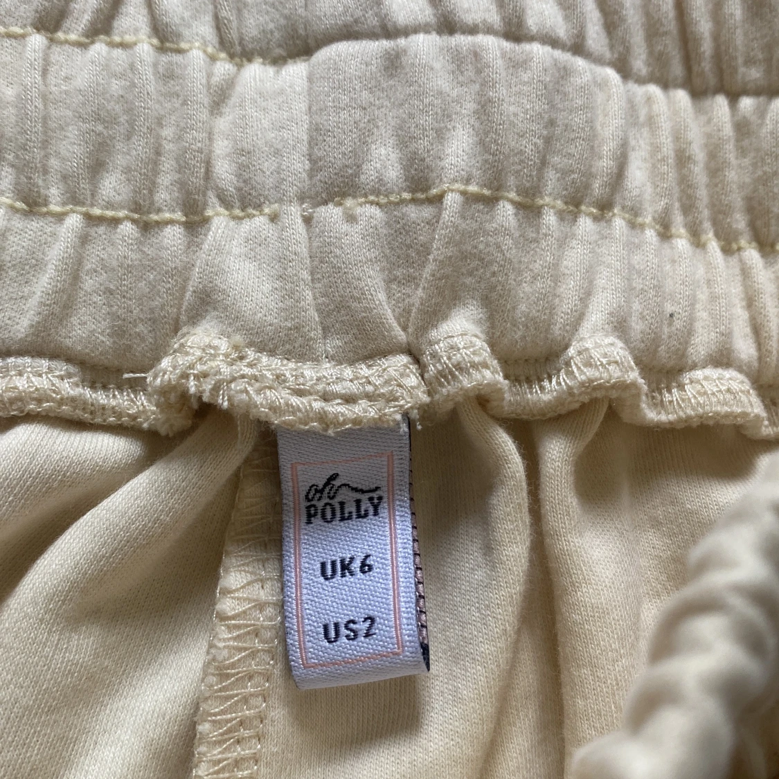 Beige shorts från Oh Polly - 2