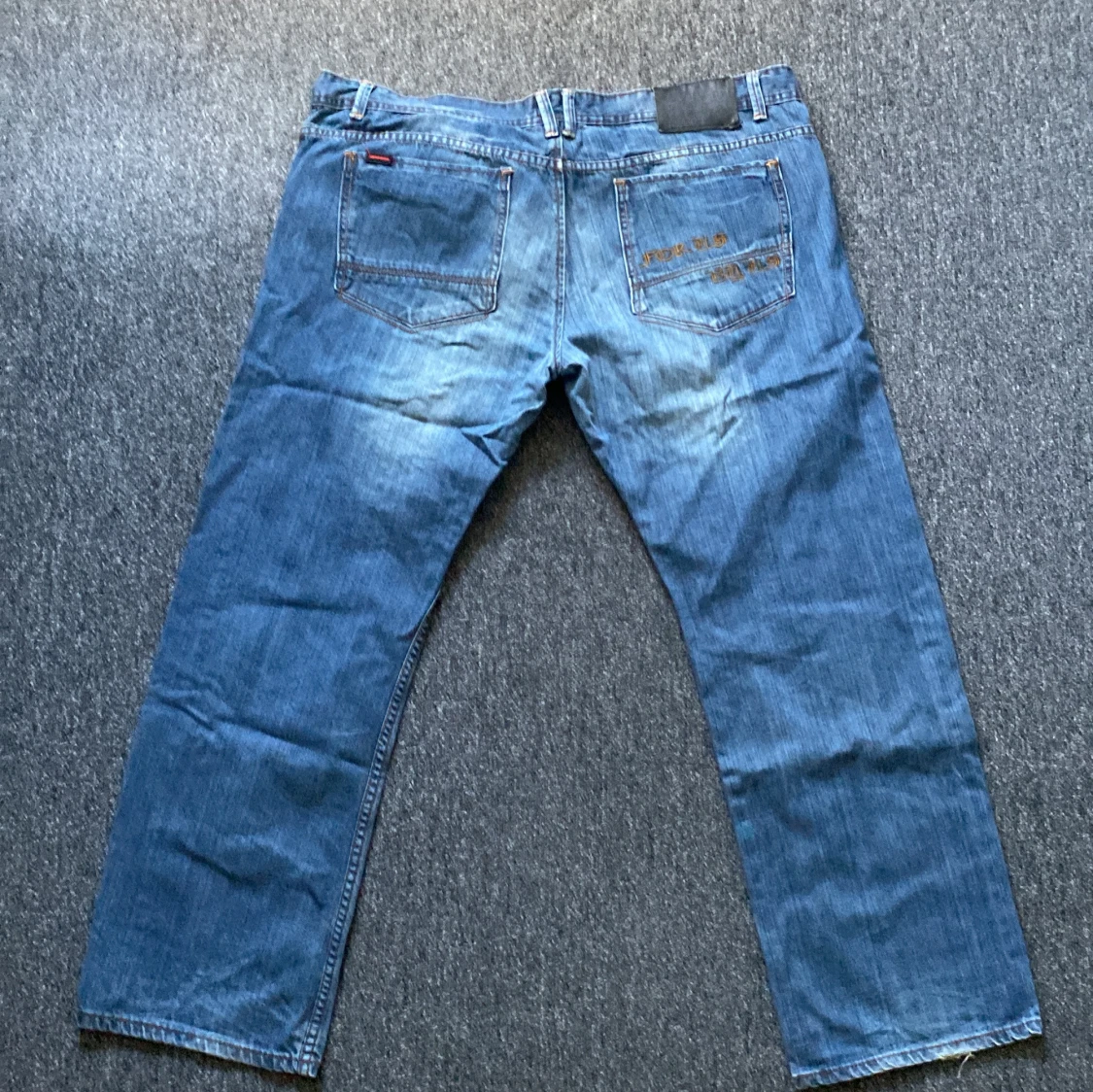 Blå baggy jeansbyxor  - 2