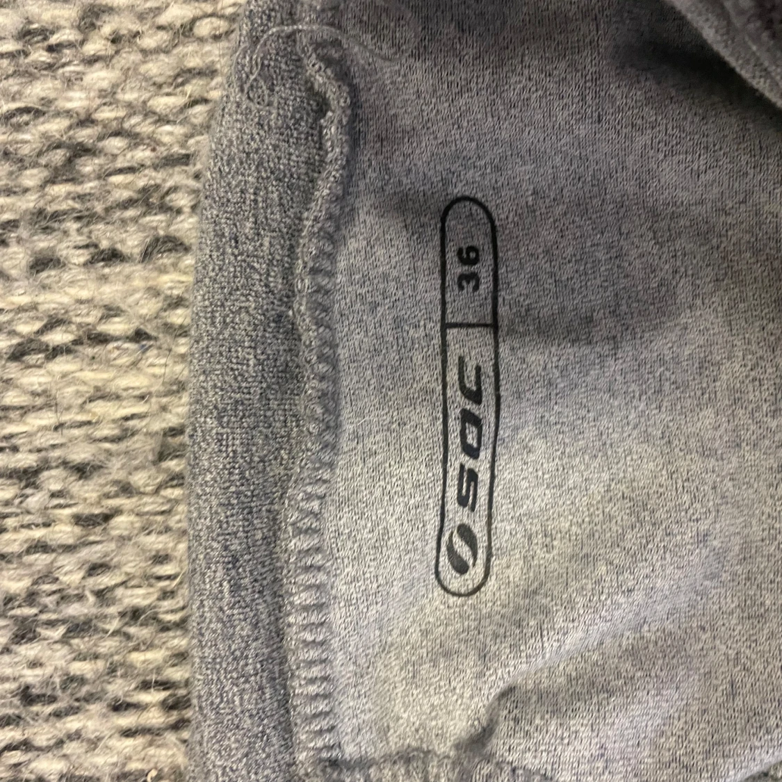 Gråa träningstights - 3