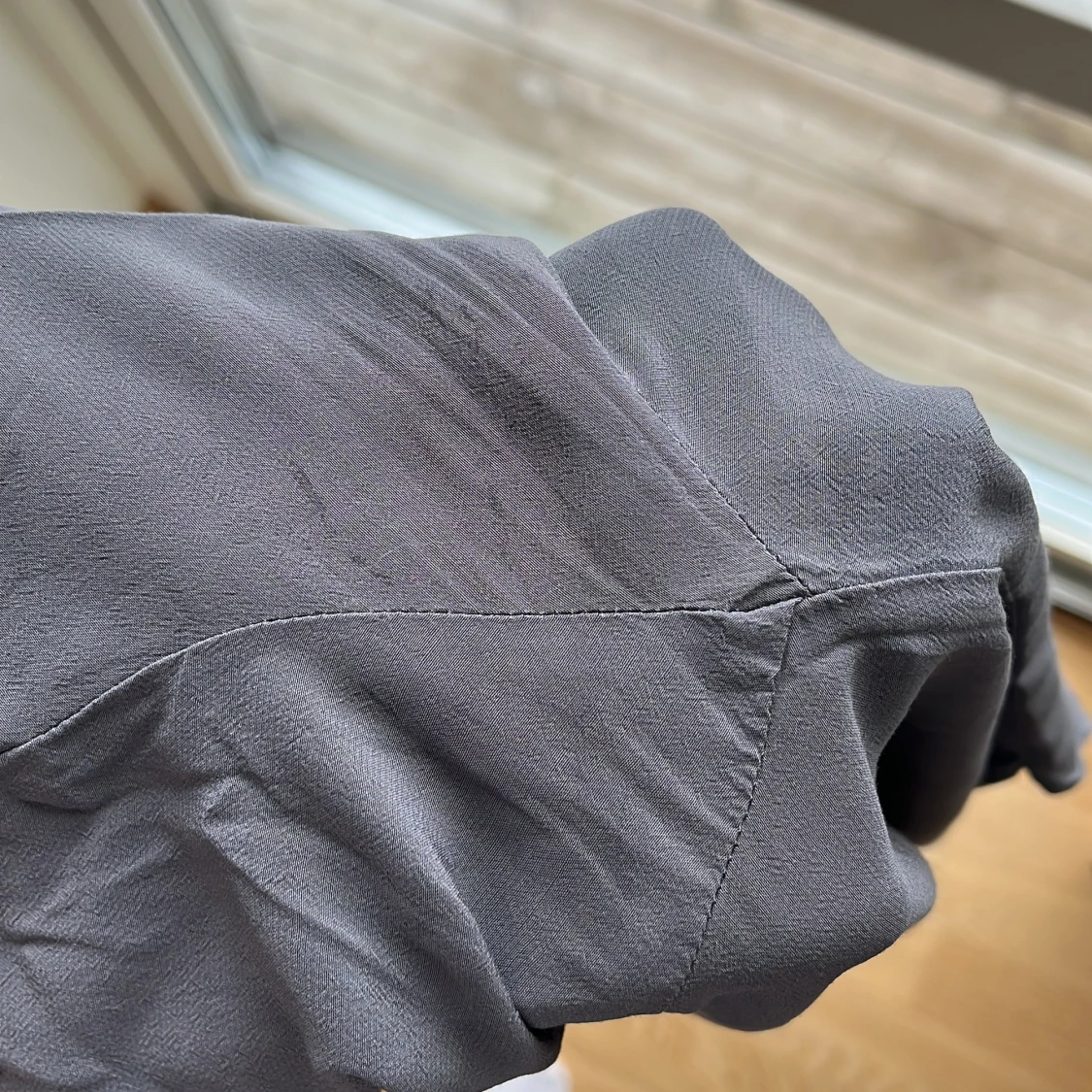 Grå kortärmad topp - 4