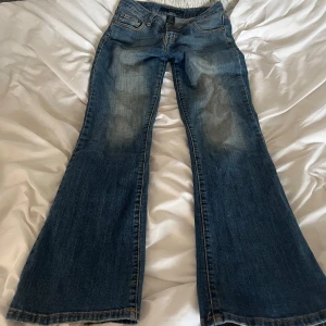 Lowwaist Vintage Bootcut Jeans - Passar S/M❣️