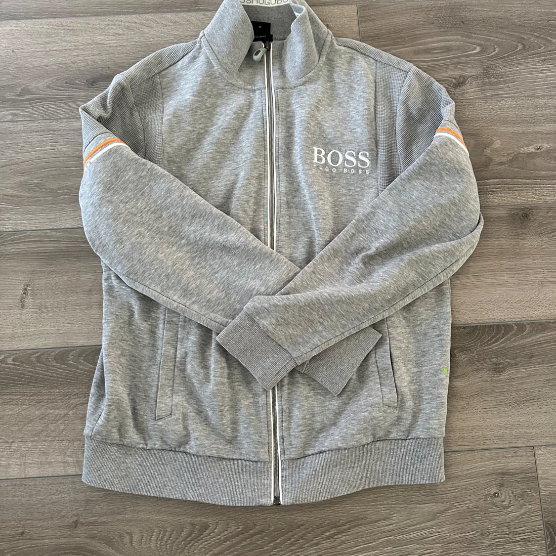 Grå tröja från Hugo Boss