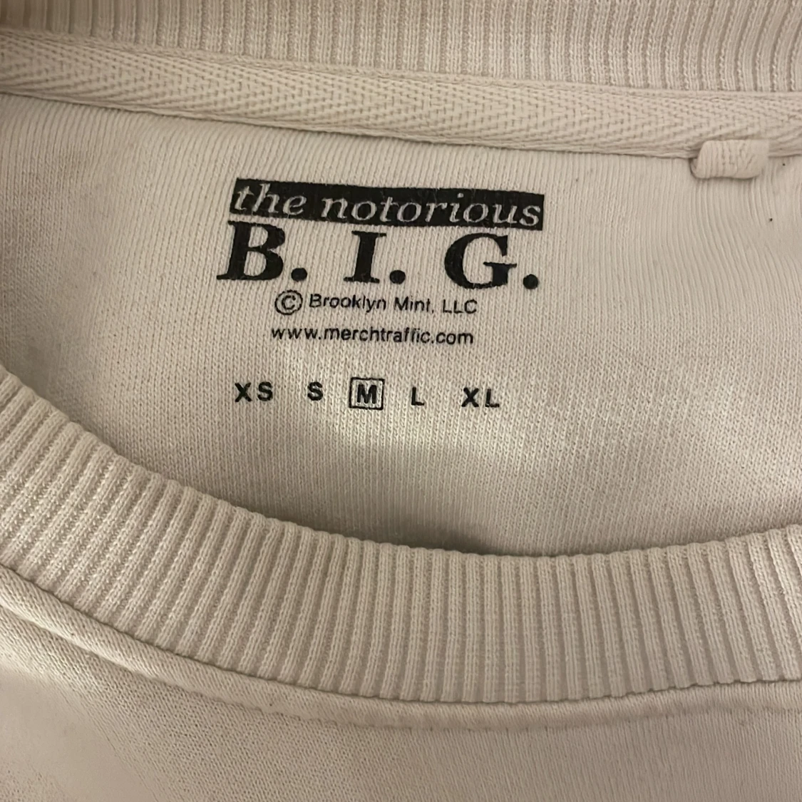 Vit sweatshirt med biggie tryck - 3