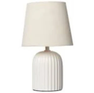 Bordslampa - Säljer två likadana vita bordslampor. De köptes för 200kr men säljer båda för 79kr. Helt oanvända, har lappen kvar på dom