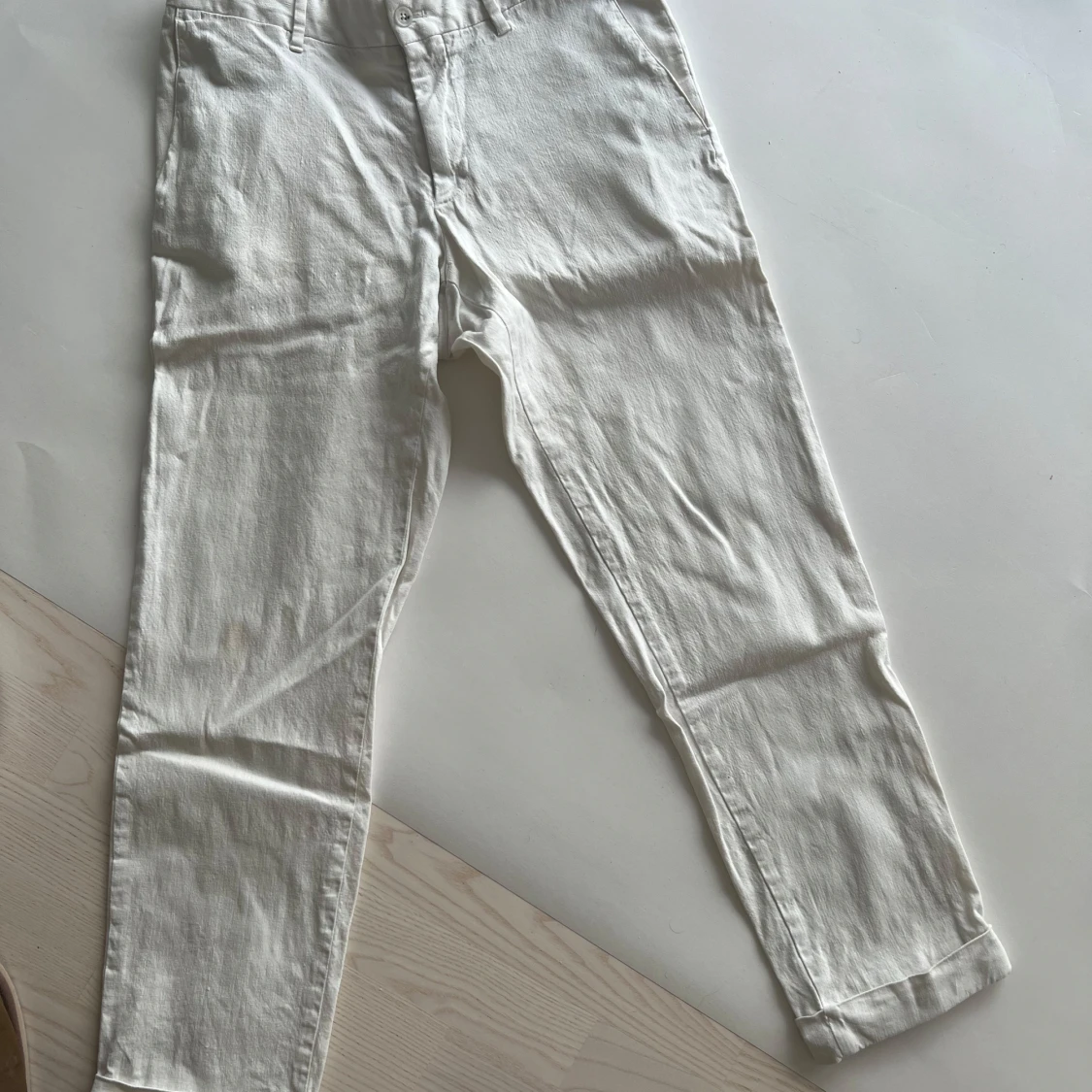 Vita J.Lindberg byxor i bomull/linnen  - 3