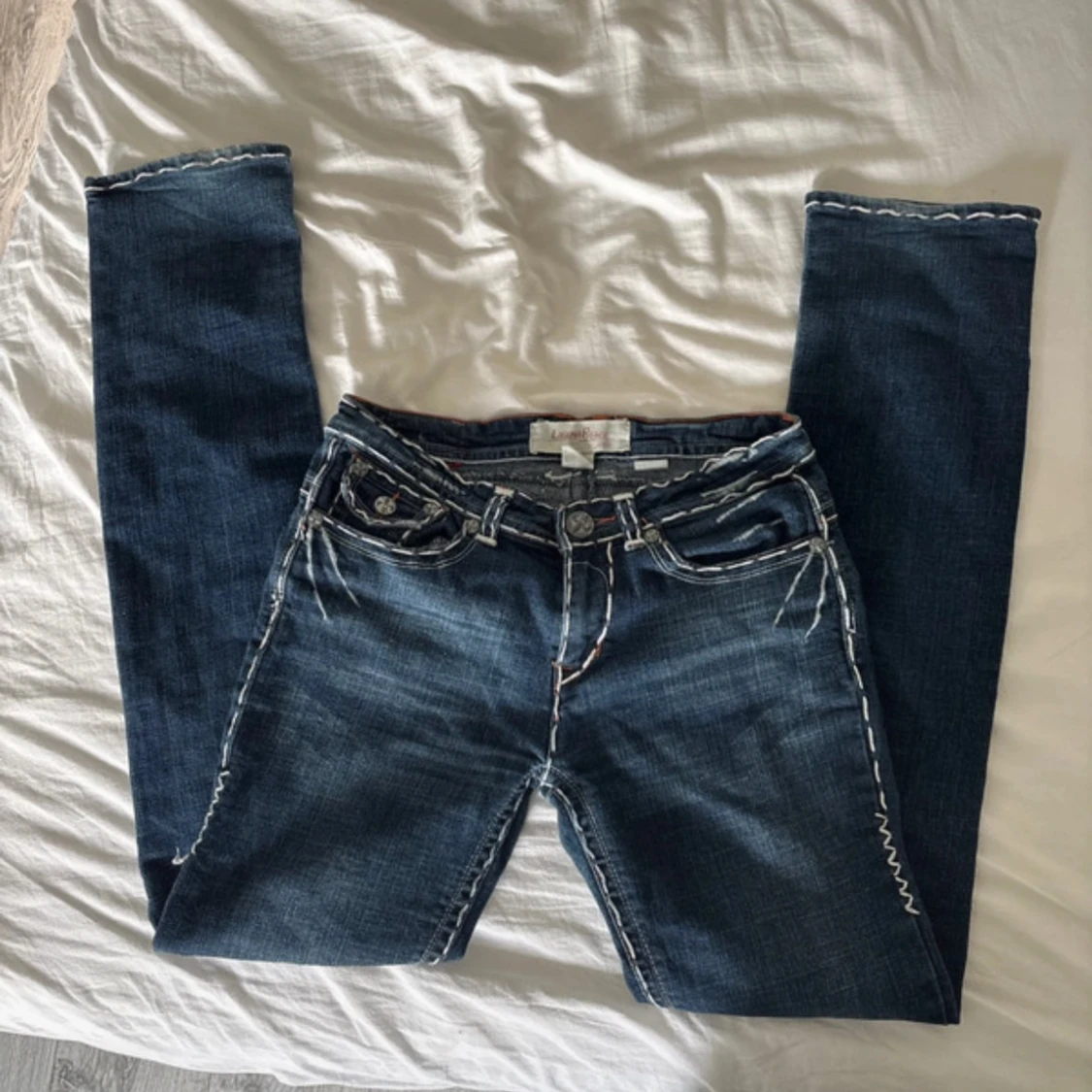 Mörkblå jeans från Laguna Beach - 1