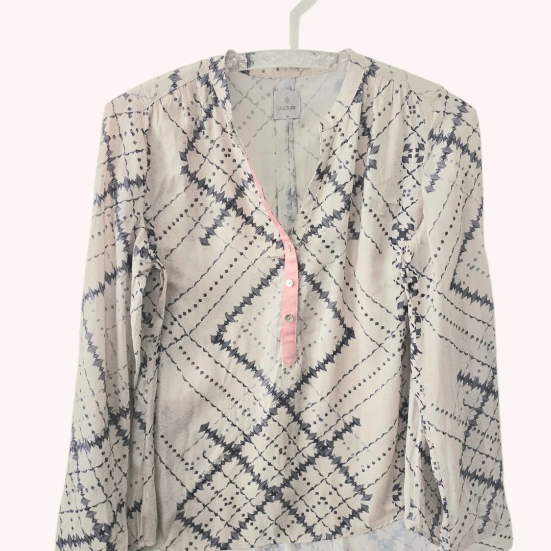 Mönstrad henley från Culture