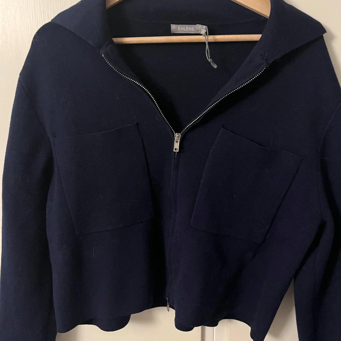 Mörkblå kofta från Åhléns