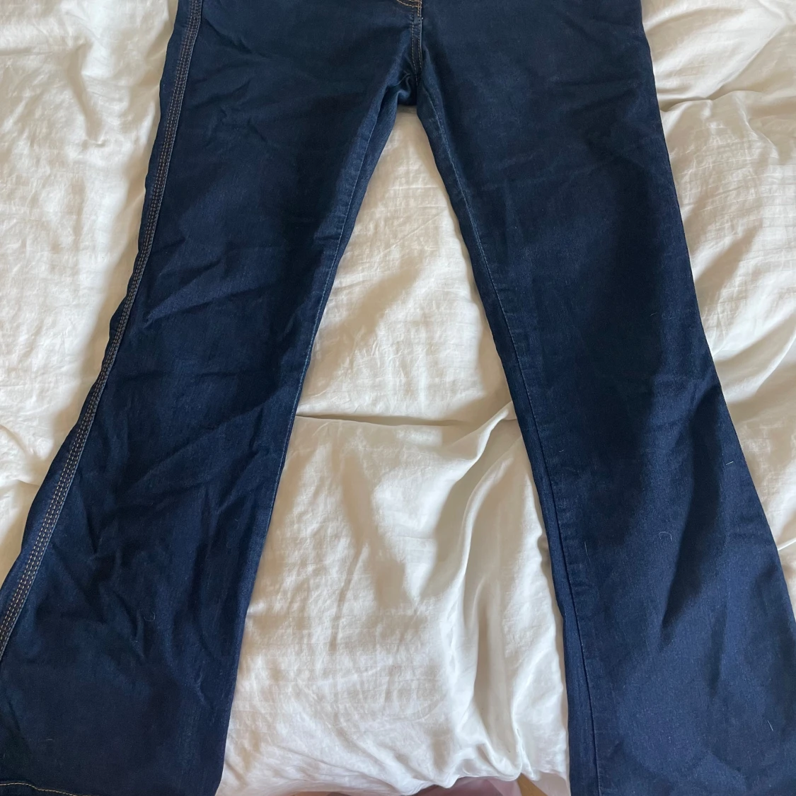 Mörkblå bootcut jeans från Diamond Denim - 1