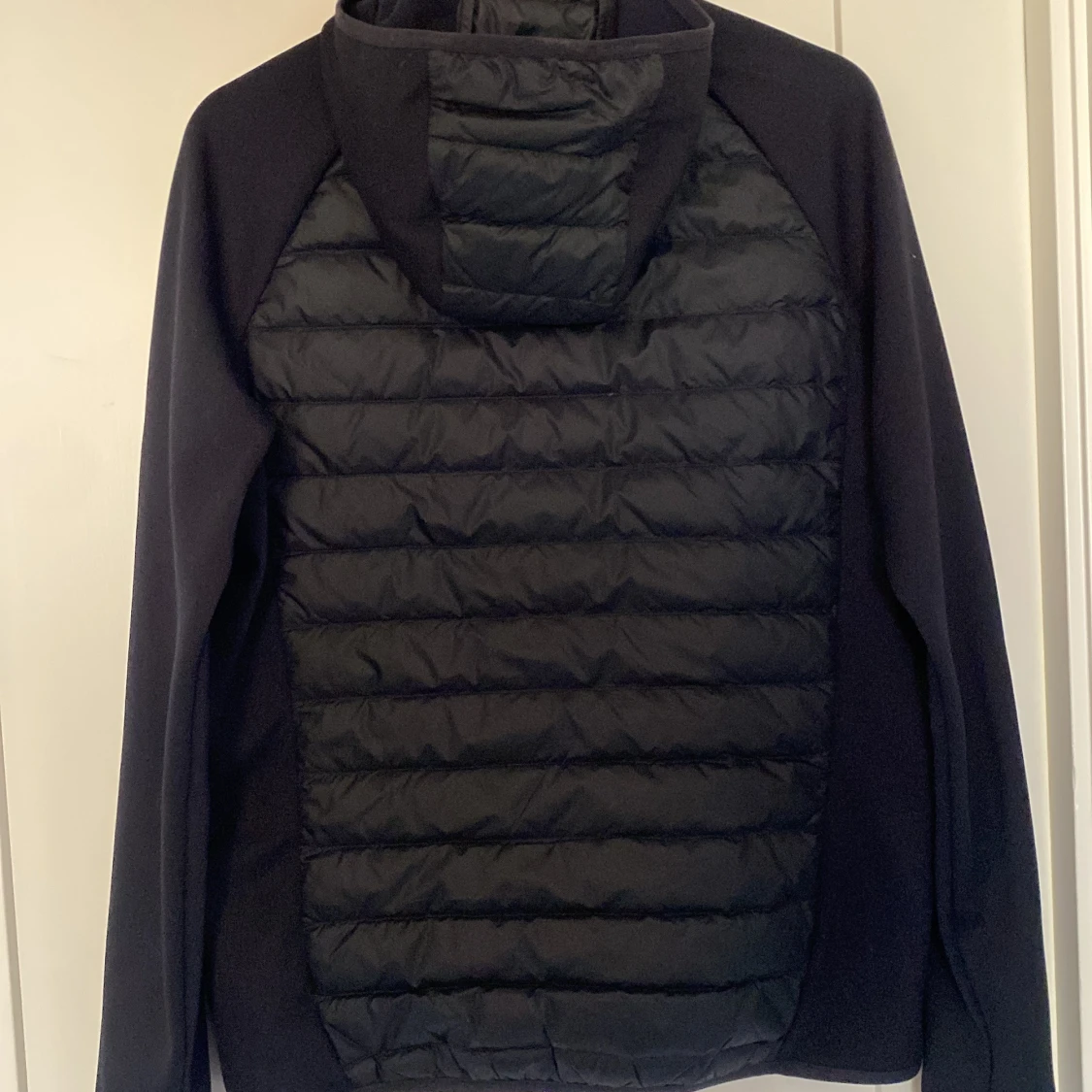 Svart jacka från Peak Performance - 1