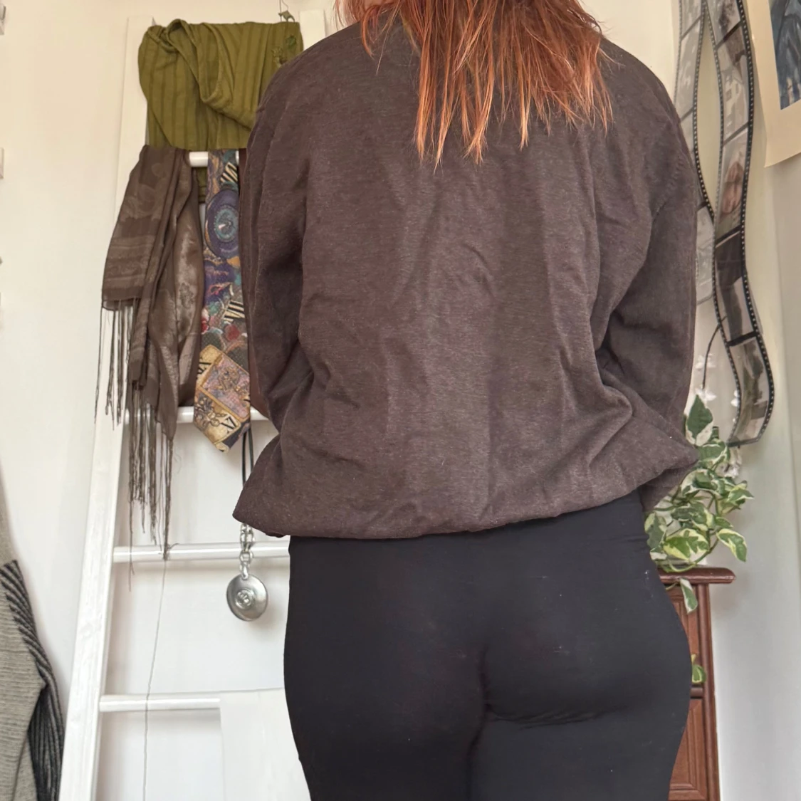 Brun tröja med argyle-mönster - 1