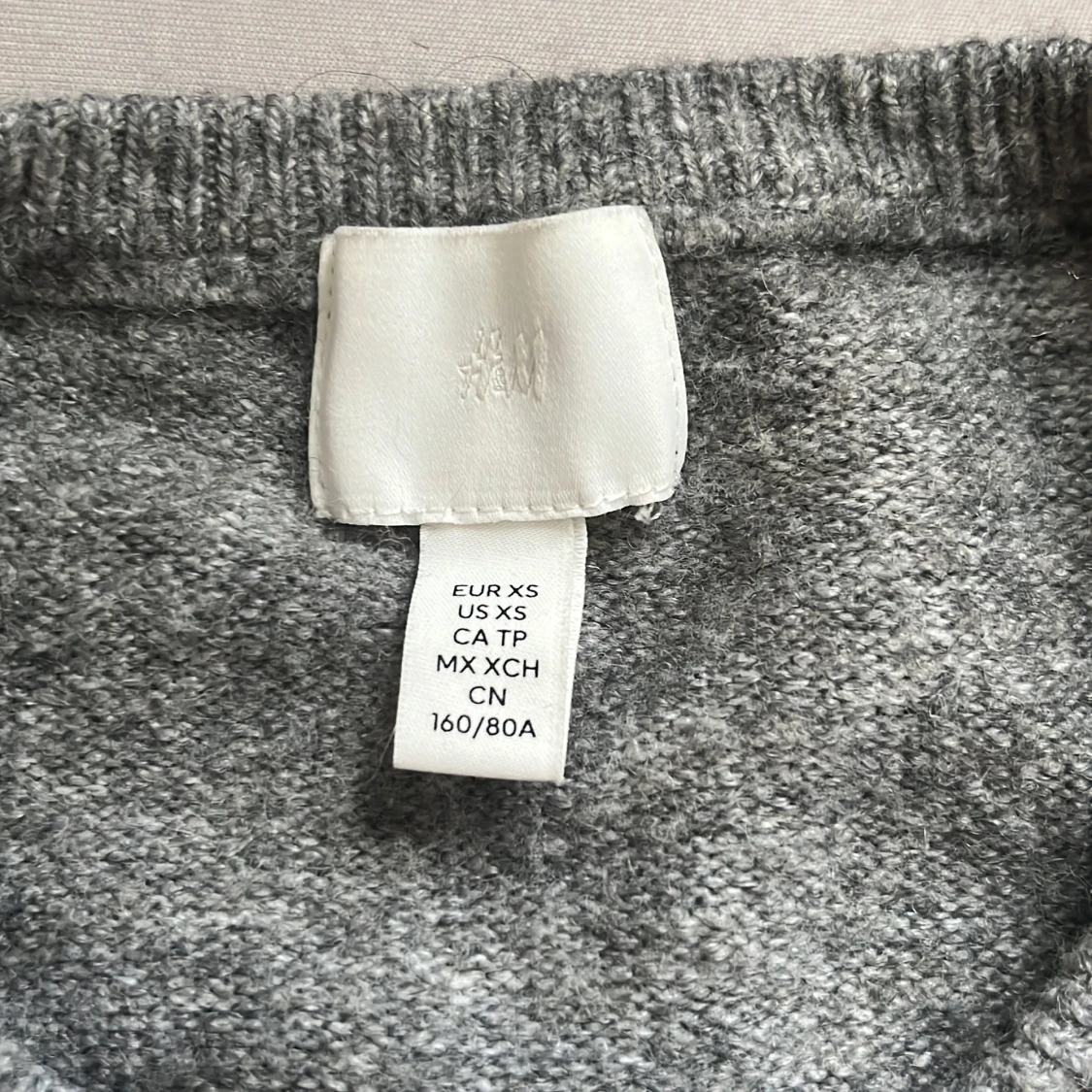Grå kofta från H&M i XS - 3