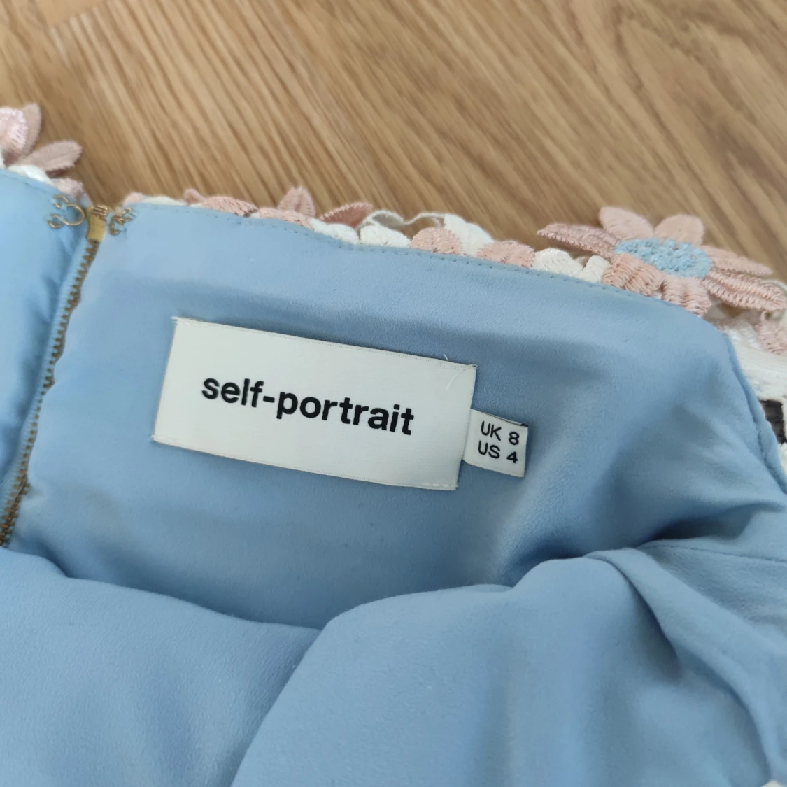 Blommig kortklänning från Self-Portrait - 1