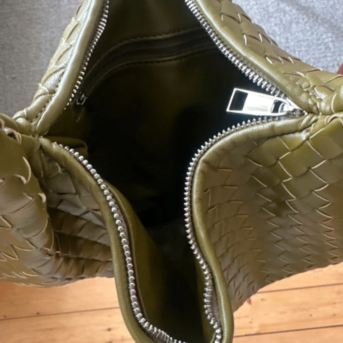 Olivgrön flätad axelväska 💕 - 3