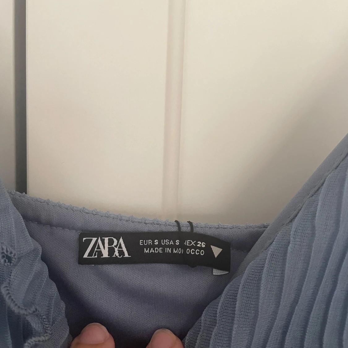 Suuperfin blå volangklänning från Zara💕✨ - 3