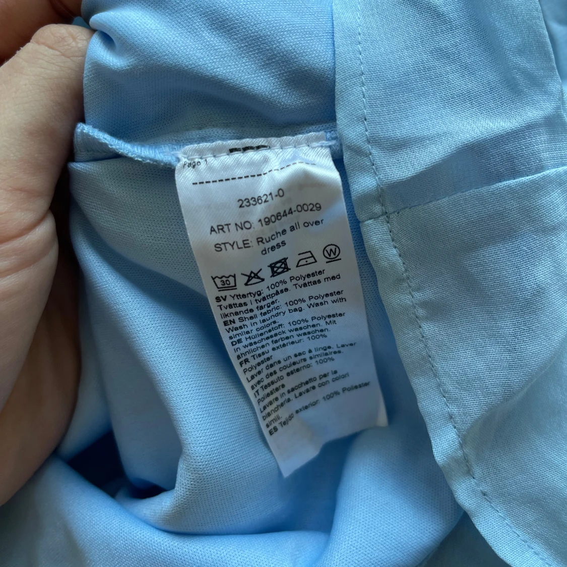 Ljusblå kort klänning från NLY Trend - 3