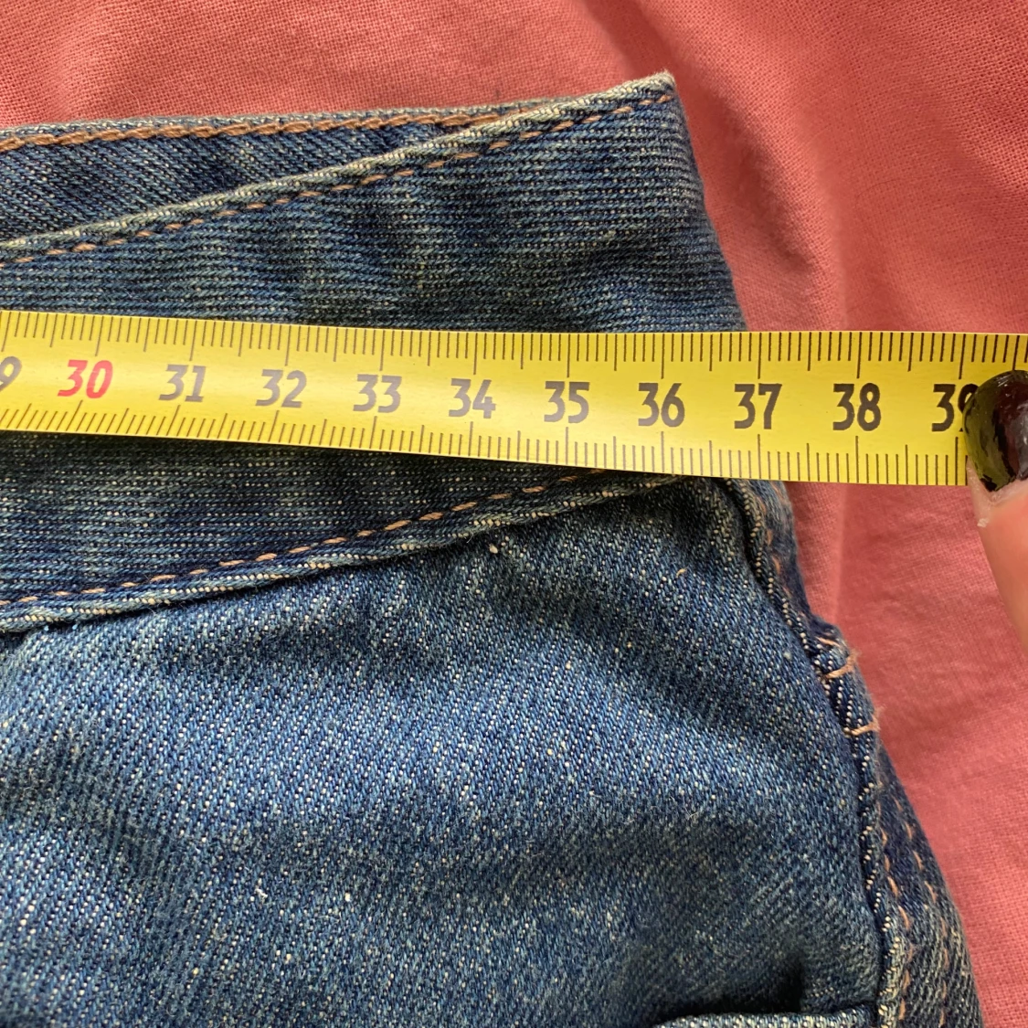 Blå jeansshorts med fransig kant - 3