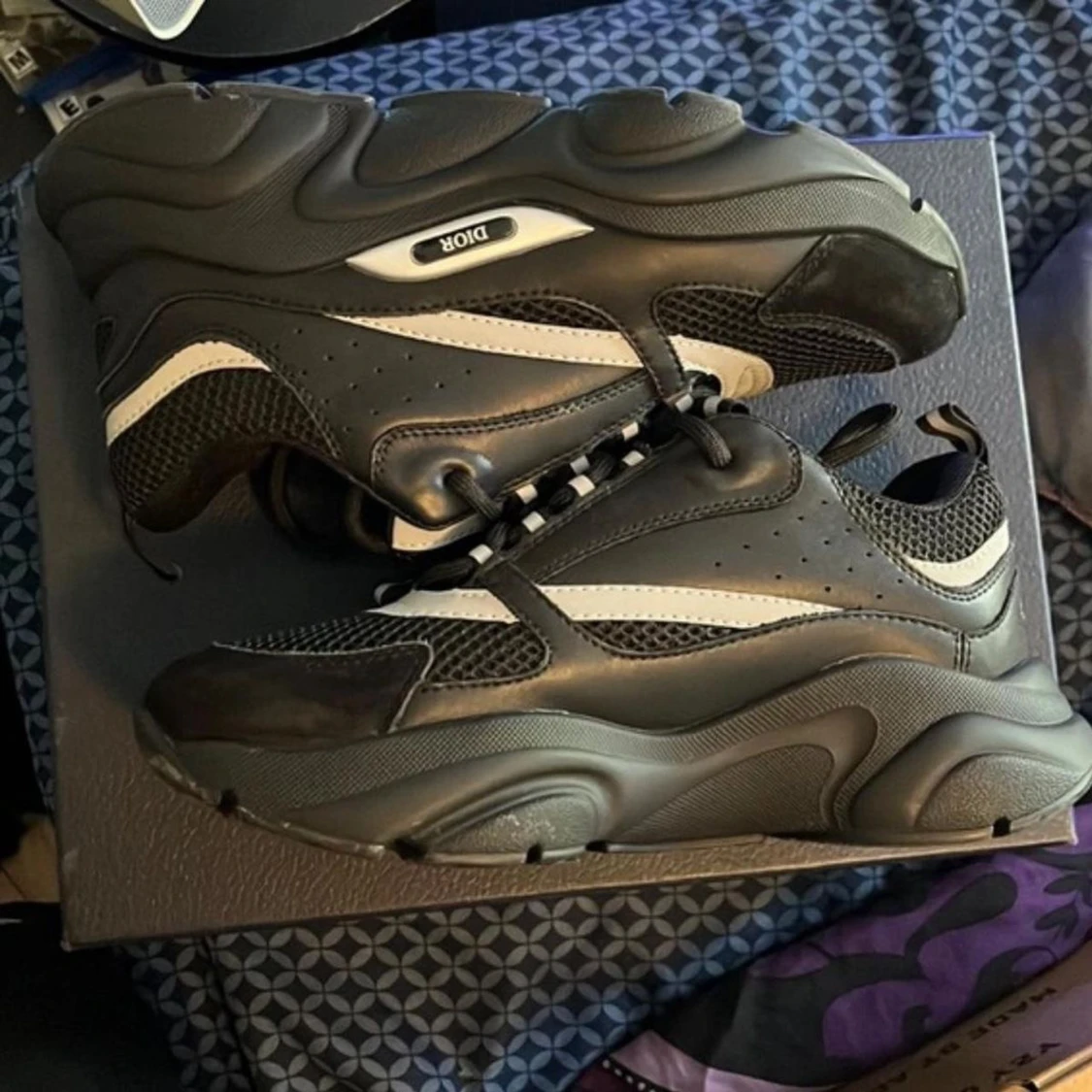 Svarta sneakers från Dior( endast byten)