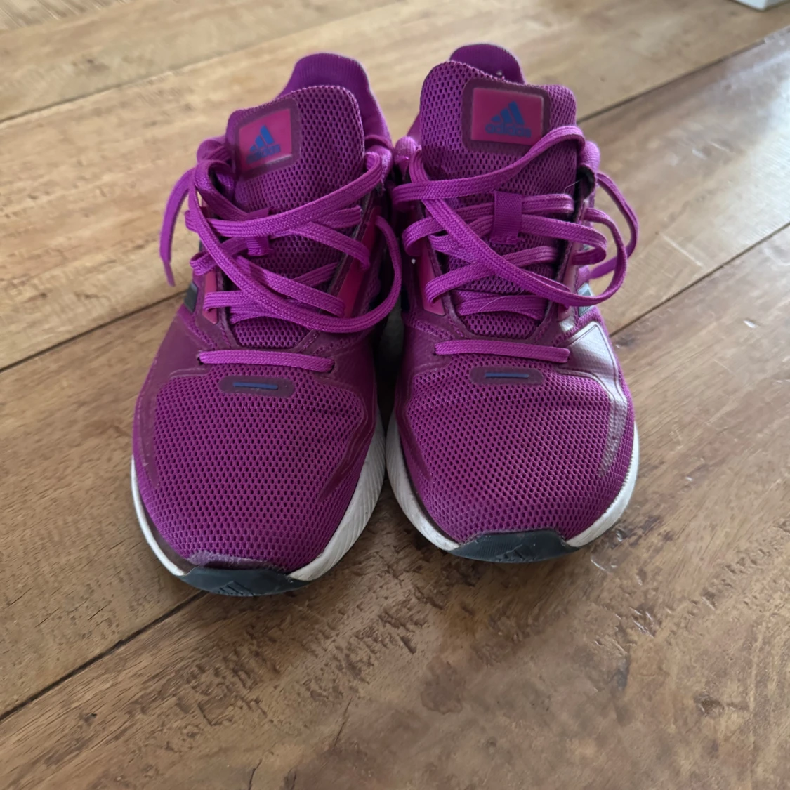 Lila Adidas sneakers med mesh - 1