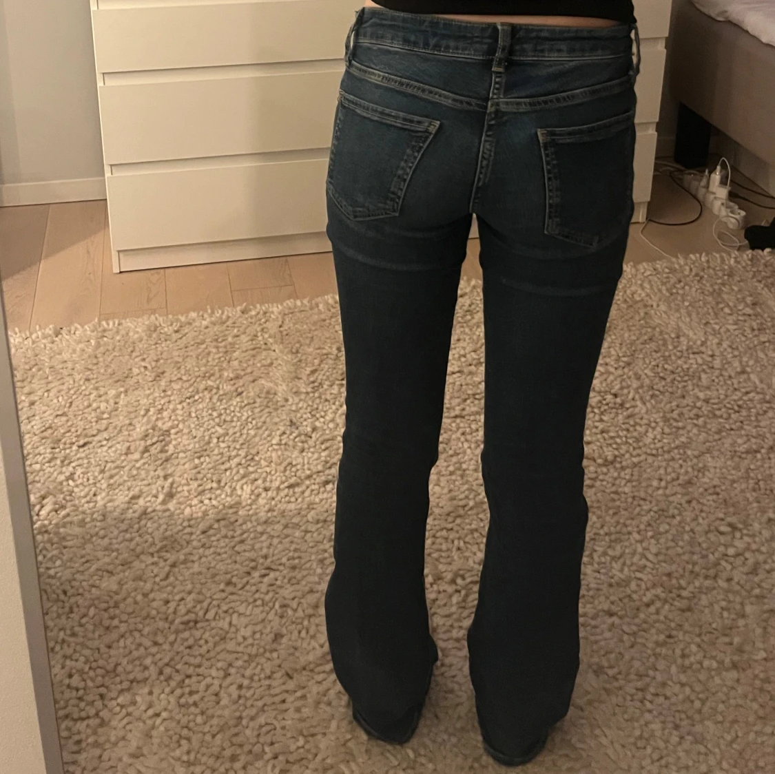 Mörkblå bootcut jeans - 1