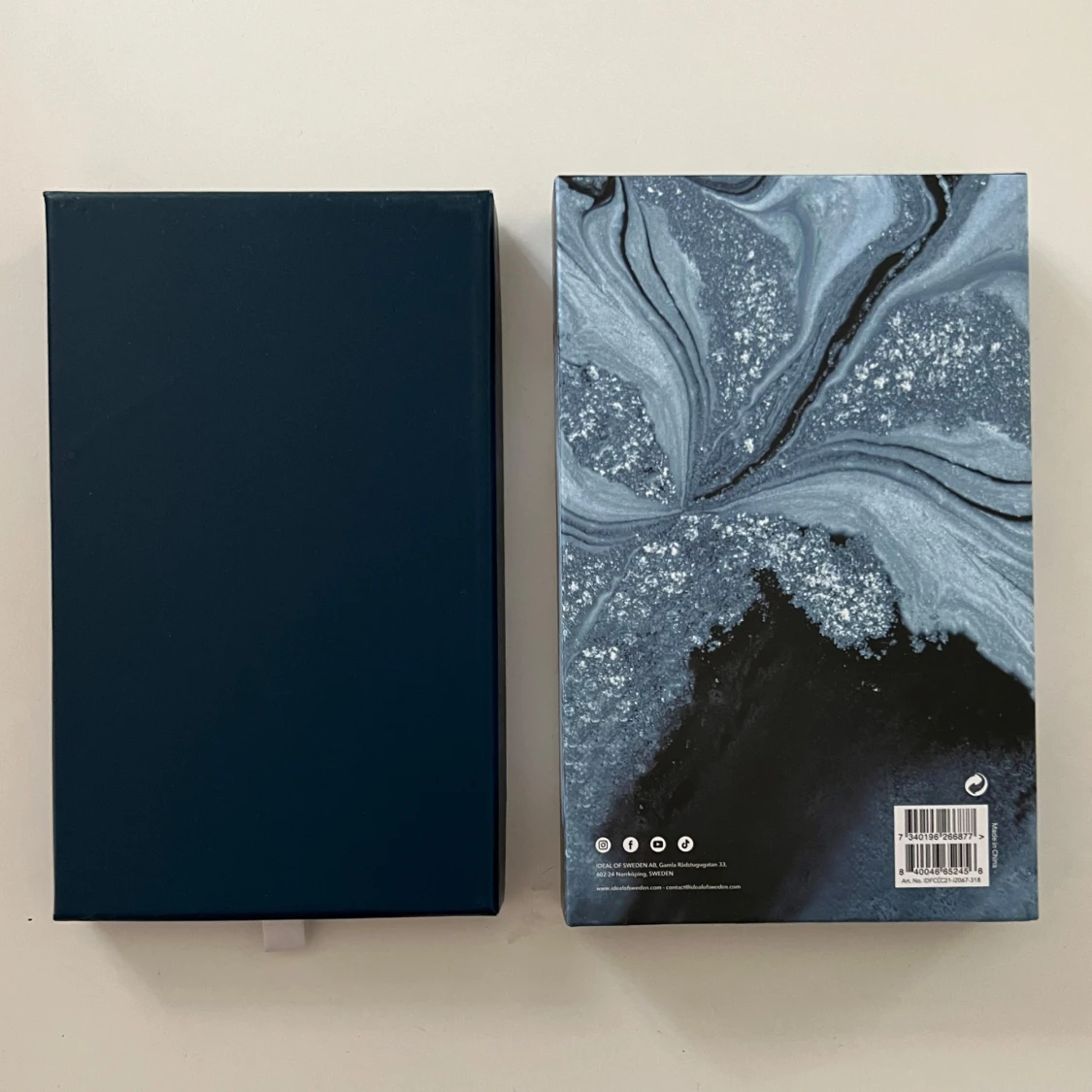 Sapphire Swirl skal från iDeal of Sweden - 2