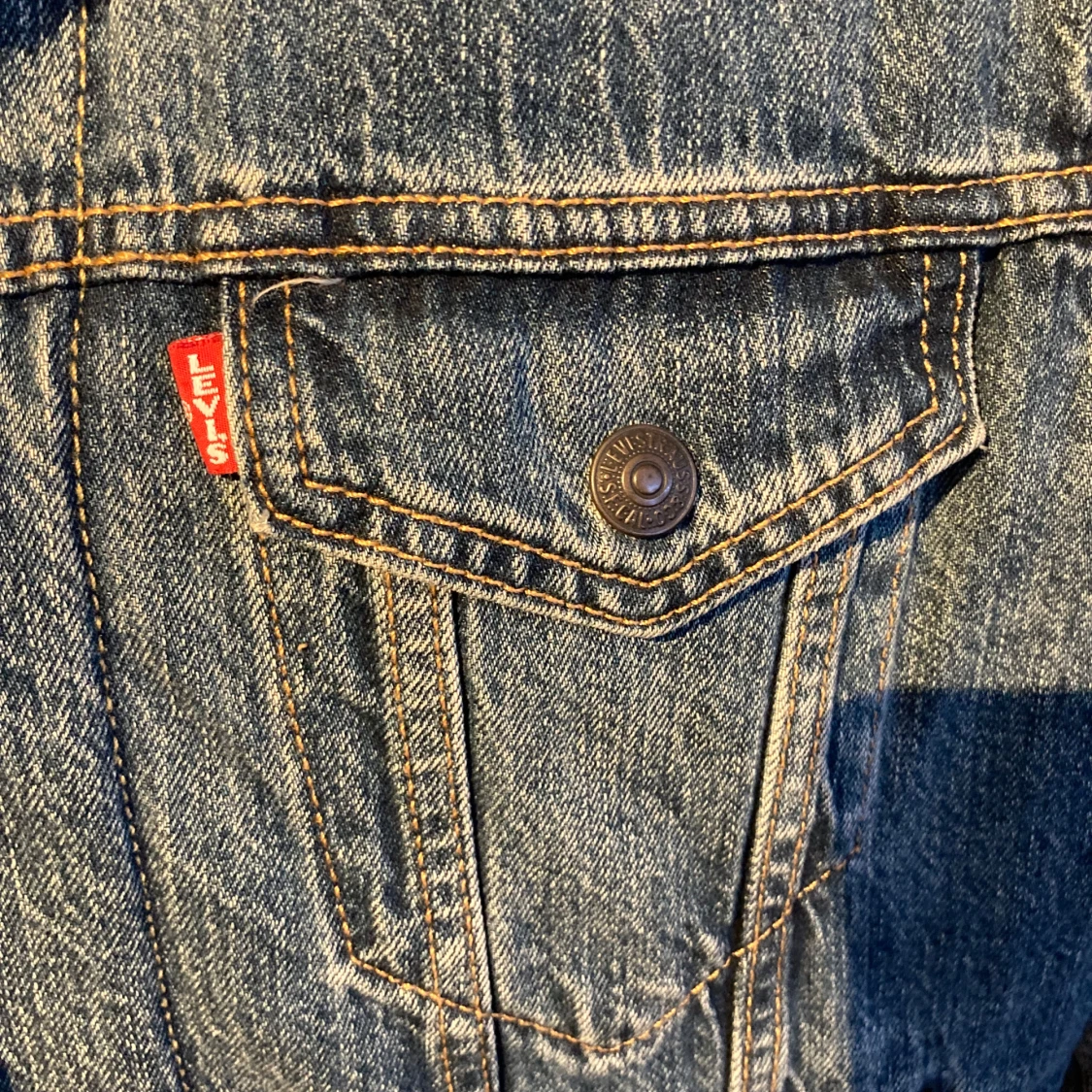 Jeansjacka med teddyfoder från Levi's - 4