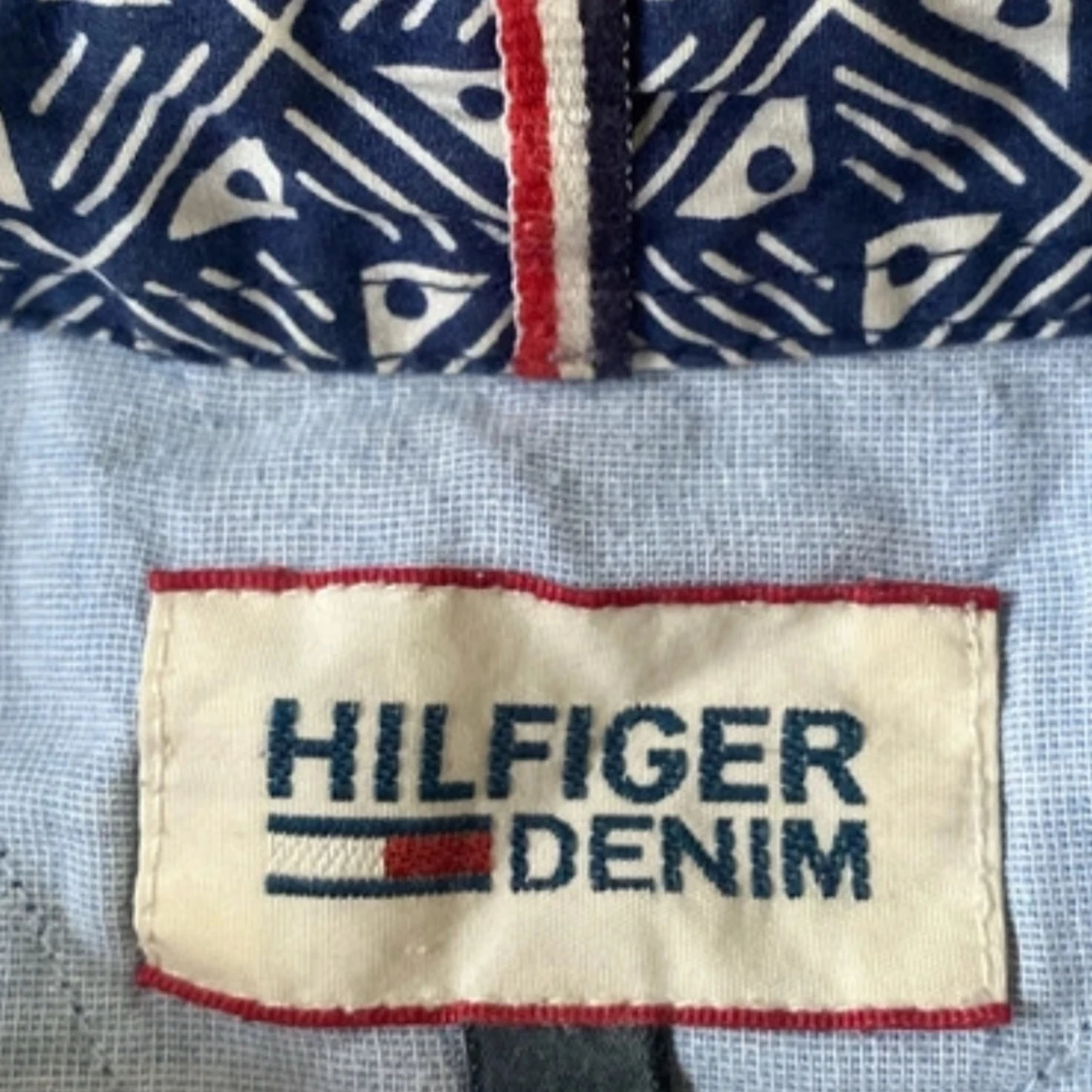 Mönstrad blå skjorta från Hilfiger Denim - 1